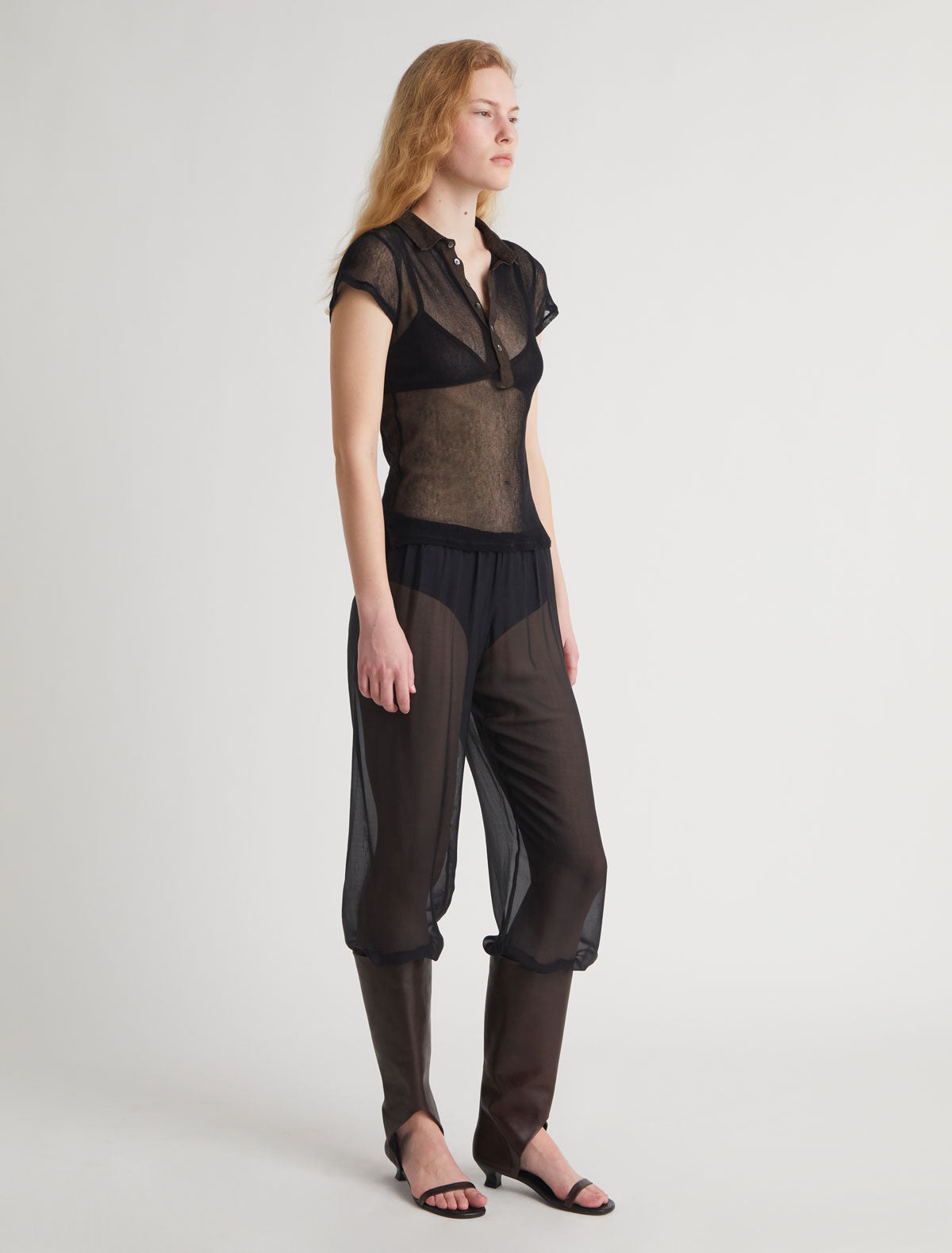 no 2835 / Manuela