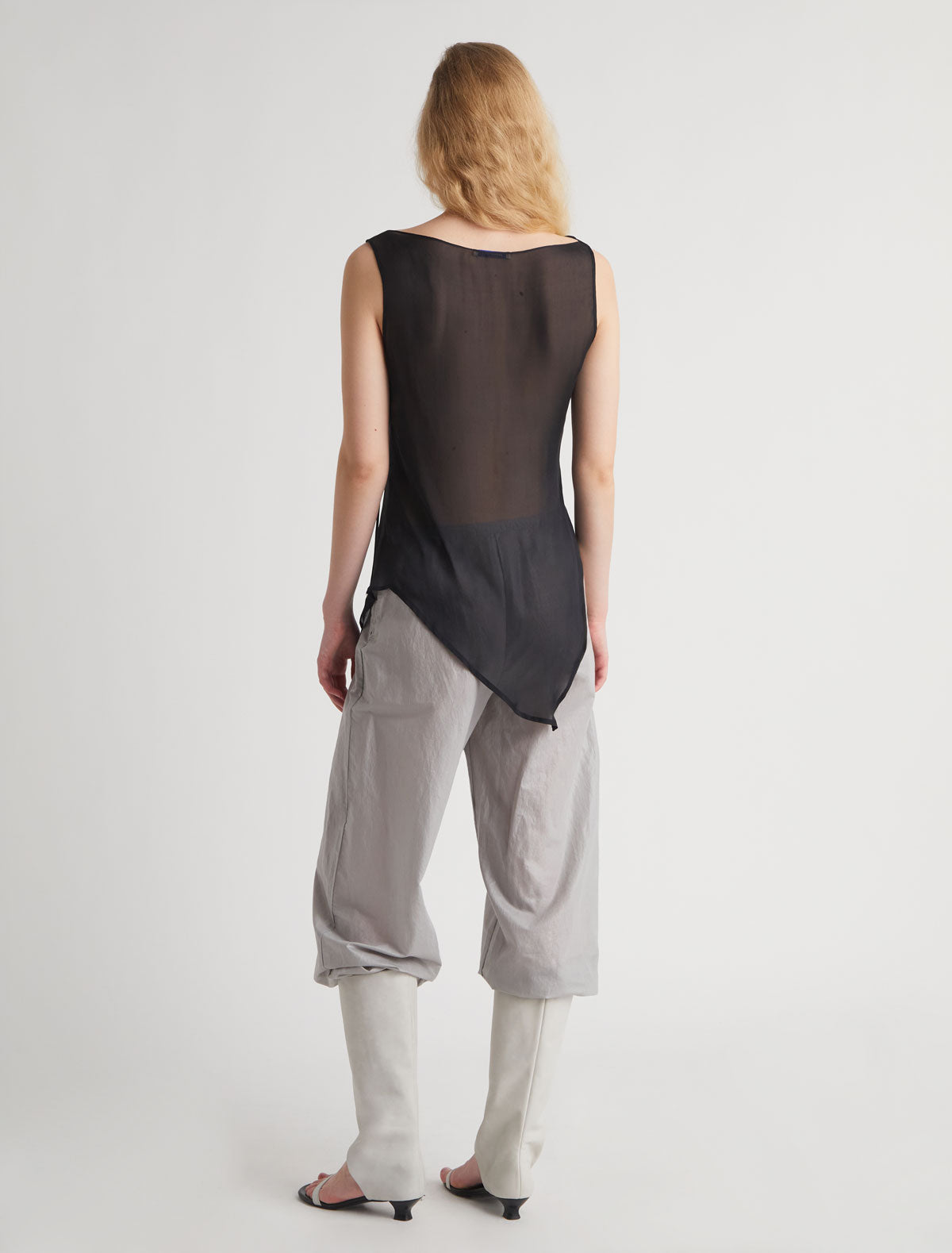 no 2835 / Manuela