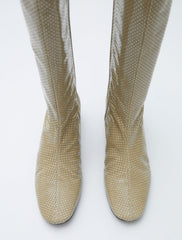 no 2338 / Fernanda Boot