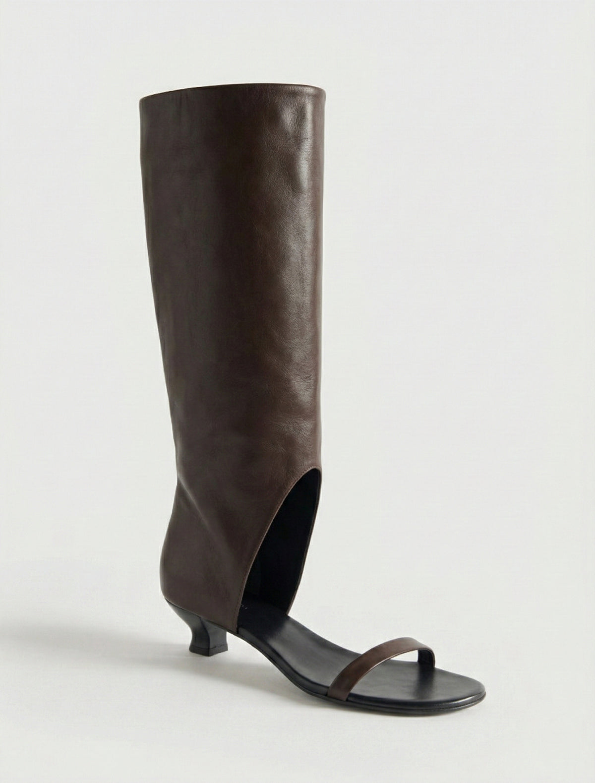 no 2835 / Manuela
